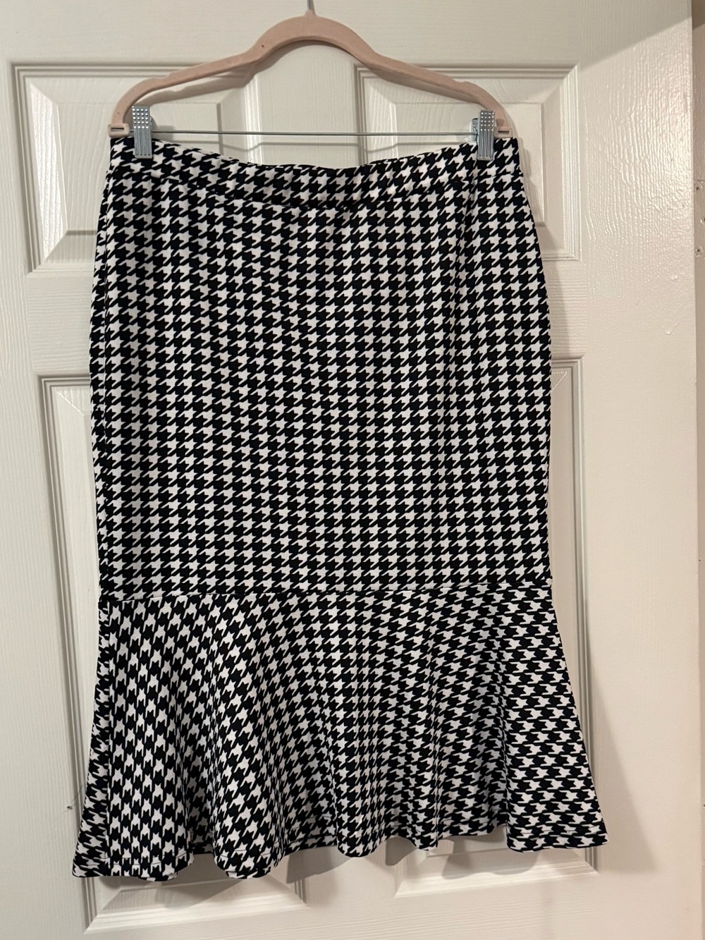 🖤🤍 BLACK & WHITE HOUNDSTOOTH FLARE SKIRT LARGE PEPLUM MIDI SKIRT